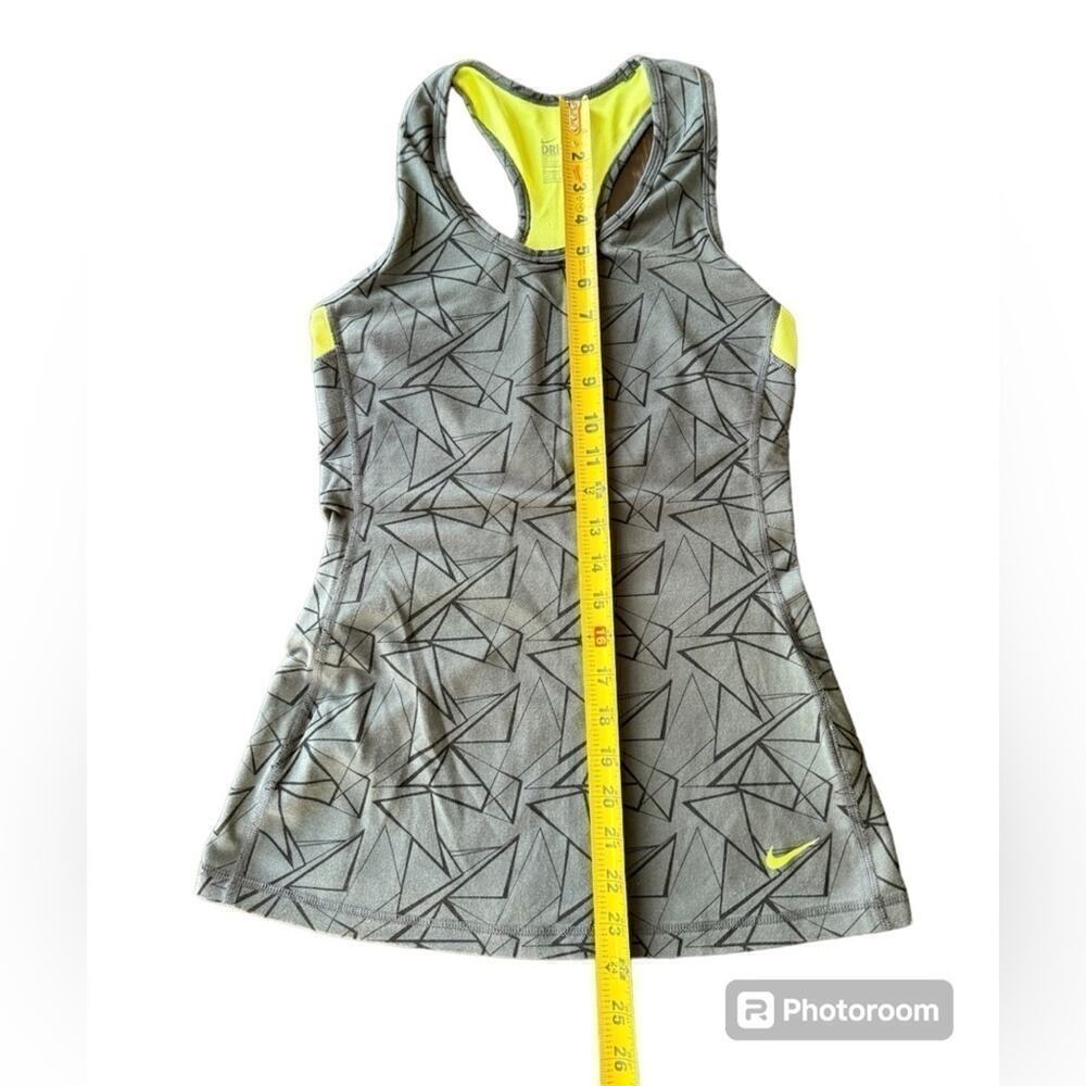 Nike Dry Fit Tank Top Womens Size Medium Trainer Workout Top Gray and Yellow - Picture 4 of 7